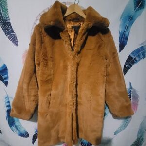 Women's Faux Fur Coat in Tan